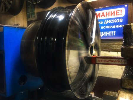 Алмазная проточка, или прощайте сколы и царапины на автомобильных дисках.